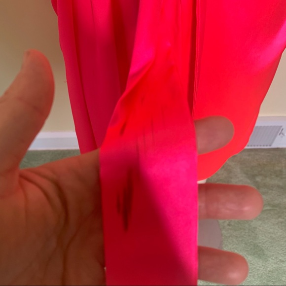 Victoria’s Secret Bright Pink Silky Robe - Picture 6 of 15